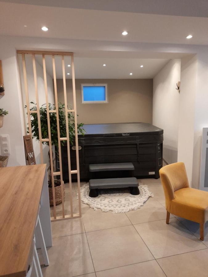 Le Gite De Campagnette Avec Son Jacuzzi Privatif Saint-Martin-Choquel Luaran gambar